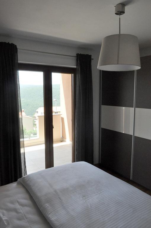 Apartments Braje Rabac Zimmer foto